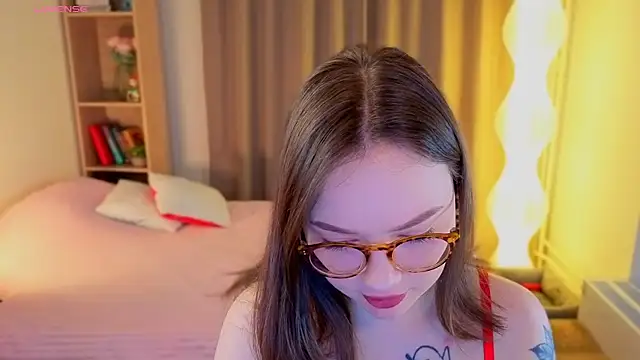 MilenaSaint online show from March 19, 3:54 am