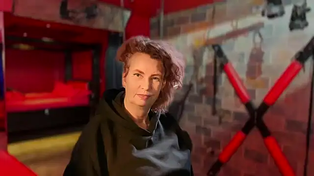 Snapshot of Kinkikiki chatting on February 22, 9:19 am Kinkikiki online show from February 22, 9:19 am