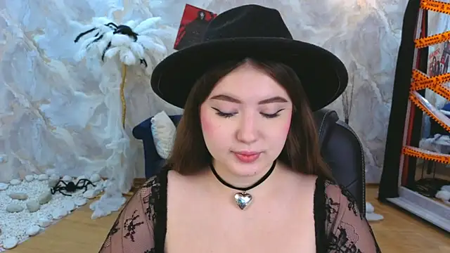 NicoleFoxery online show from October 30, 6:19 pm