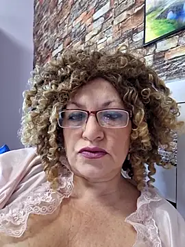 Hot Azaleea online show from November 15, 6:44 am