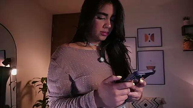 Isabella dior online show from March 24, 7:41 pm