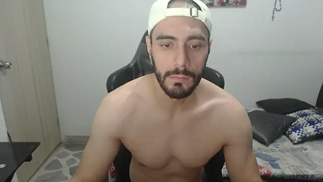 samuelgarcia  online show from November 3, 10:16 am