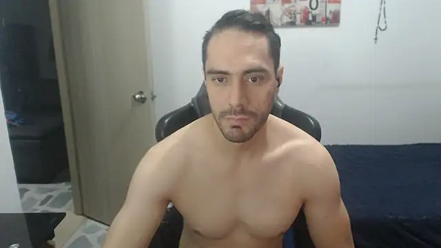 samuelgarcia  online show from February 26, 9:08 am