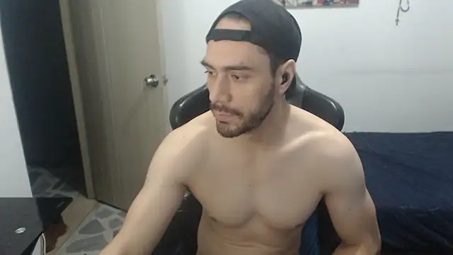 samuelgarcia  online show from March 7, 10:23 am