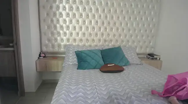 michell fun23 online show from January 22, 9:21 pm