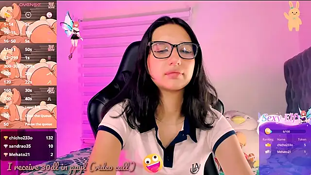 Snapshot of Luniverse chatting on January 17, 8:55 pm Luniverse online show from January 17, 8:55 pm