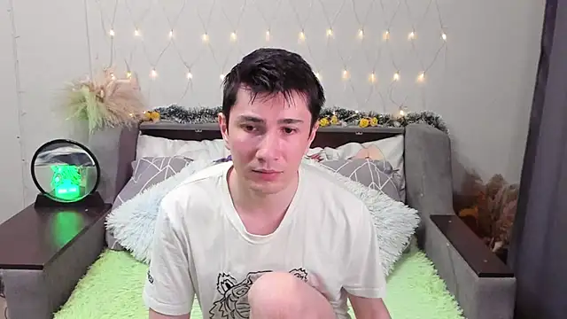 Snapshot of Yumi_steve chatting on September 26, 2:15 am Yumi steve online show from September 26, 2:15 am