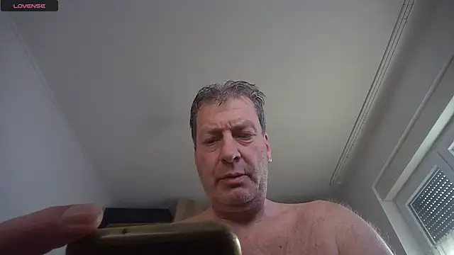 iliebetights online show from December 17, 12:00 pm