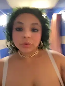 PrincessLauren420 online show from April 12, 9:20 pm