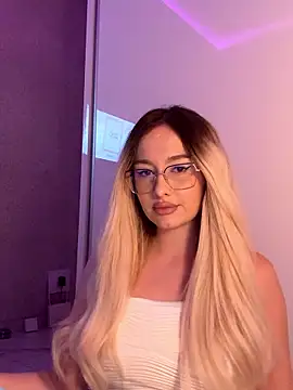 mollyxxx online show from January 8, 2:25 am