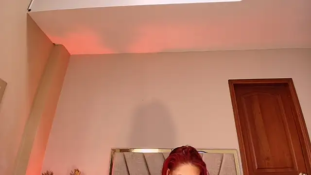 JupiteFox online show from June 6, 1:11 am