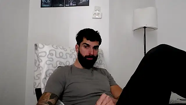 Verycutex online show from December 2, 8:19 am