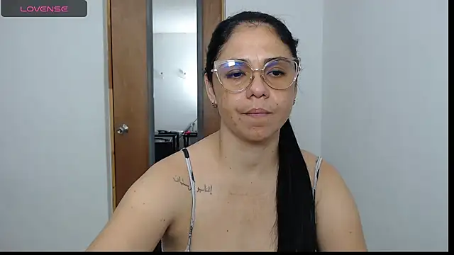 selena ferri online show from February 16, 9:55 pm