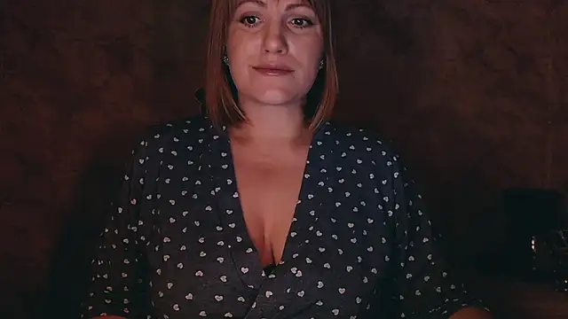 Snapshot of _letty_ chatting on June 16, 9:28 pm letty online show from June 16, 9:28 pm