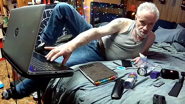 Makowboy online show from December 21, 11:23 pm