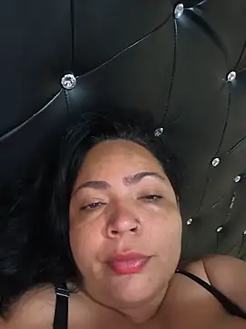 Snapshot of NIKOLE1301 chatting on May 14, 9:10 pm NIKOLE1301 online show from May 14, 9:10 pm