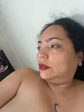 Snapshot of NIKOLE1301 chatting on May 24, 7:41 pm NIKOLE1301 online show from May 24, 7:41 pm