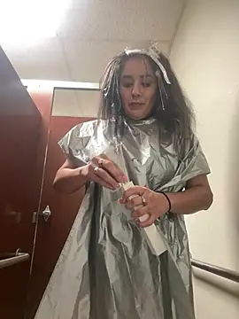 Aw ThROAt9 online show from March 22, 4:32 pm