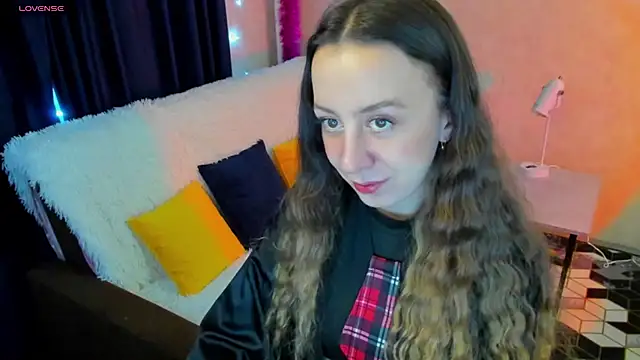 CurlySteph online show from March 14, 3:03 pm