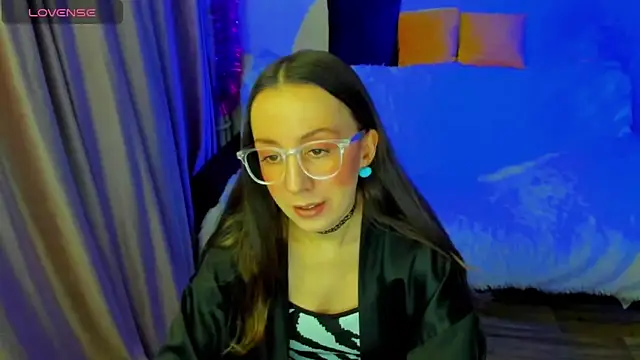 CurlySteph online show from February 5, 8:46 pm