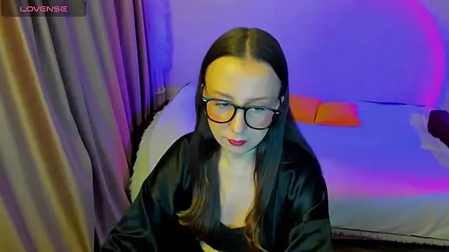 CurlySteph online show from February 19, 8:16 pm