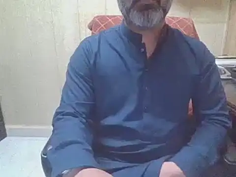 hairymaster95 online show from April 14, 4:29 am