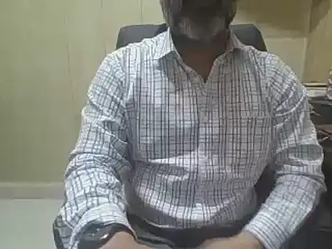 Snapshot of hairymaster95 chatting on April 21, 4:30 am hairymaster95 online show from April 21, 4:30 am