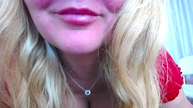 faceless  online show from February 15, 11:08 am