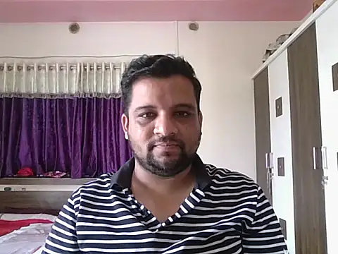 Snapshot of dhruv_love chatting on September 16, 7:53 am dhruv love online show from September 16, 7:53 am