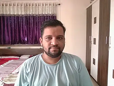 Snapshot of dhruv_love chatting on September 17, 4:14 am dhruv love online show from September 17, 4:14 am