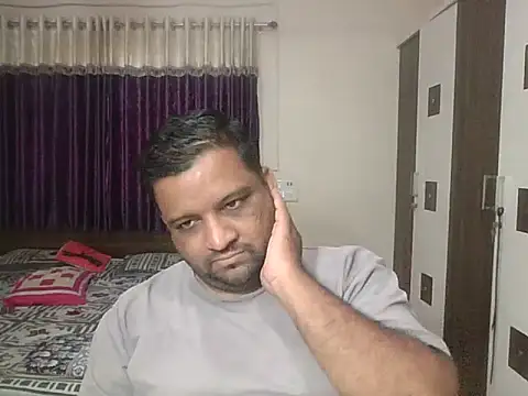 dhruv love online show from April 17, 11:57 am