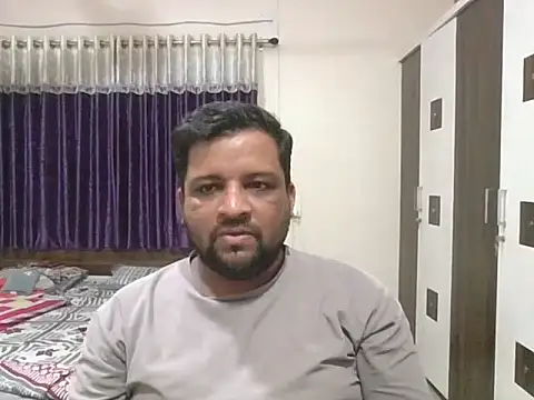 Snapshot of dhruv_love chatting on May 15, 4:25 pm dhruv love online show from May 15, 4:25 pm