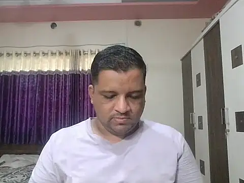 Snapshot of dhruv_love chatting on May 31, 7:26 am dhruv love online show from May 31, 7:26 am