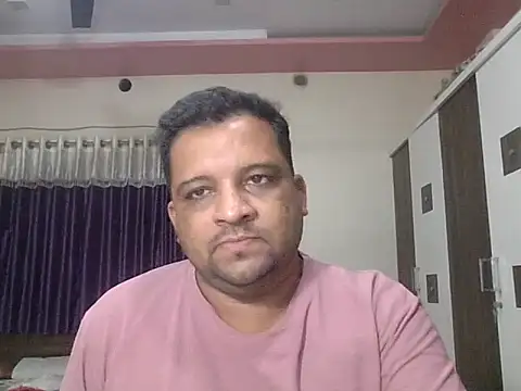 Snapshot of dhruv_love chatting on June 1, 4:52 pm dhruv love online show from June 1, 4:52 pm