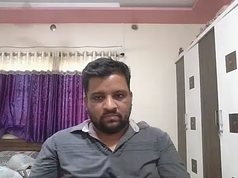 Snapshot of dhruv_love chatting on June 19, 11:36 am dhruv love online show from June 19, 11:36 am