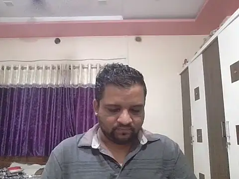 Snapshot of dhruv_love chatting on July 9, 12:31 pm dhruv love online show from July 9, 12:31 pm