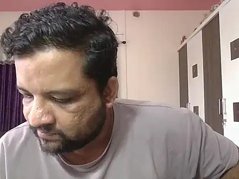Snapshot of dhruv_love chatting on July 24, 4:54 am dhruv love online show from July 24, 4:54 am