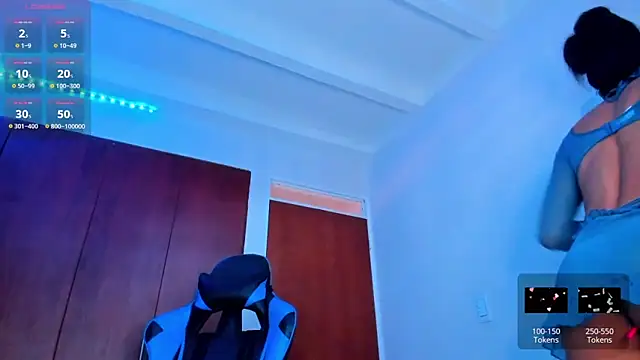 Snapshot of divinesalome chatting on September 24, 8:34 pm divinesalome online show from September 24, 8:34 pm