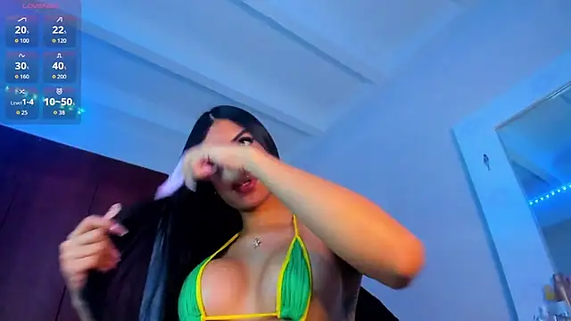 Snapshot of divinesalome chatting on December 21, 8:27 pm divinesalome online show from December 21, 8:27 pm