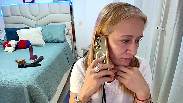 Snapshot of Naty_Stone chatting on July 28, 8:52 pm Naty Stone online show from July 28, 8:52 pm