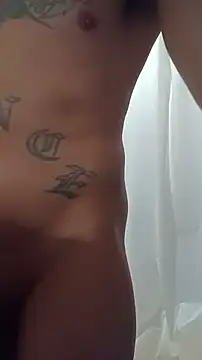 Snapshot of 69RIPsta69 chatting on February 6, 10:29 am 69RIPsta69 online show from February 6, 10:29 am