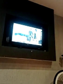 Snapshot of tikalyon chatting on March 22, 4:49 am tikalyon online show from March 22, 4:49 am