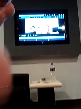 Snapshot of tikalyon chatting on March 22, 5:27 pm tikalyon online show from March 22, 5:27 pm