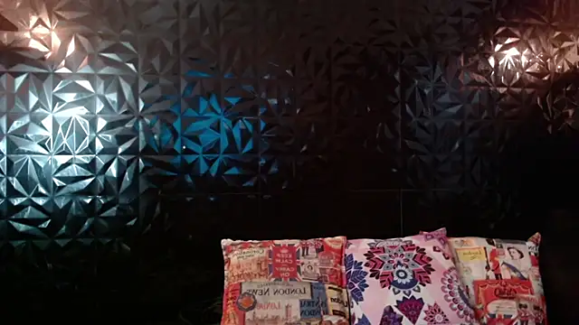 PINK  LOLA1 online show from March 31, 5:13 pm