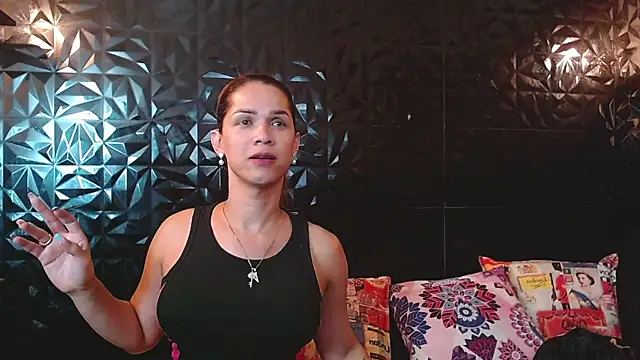 Snapshot of PINK__LOLA1 chatting on April 22, 2:58 am PINK LOLA1 online show from April 22, 2:58 am