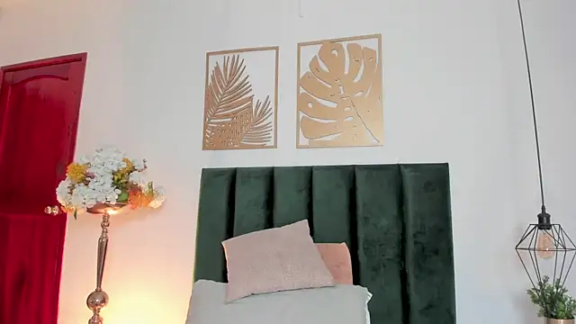 Christy Sea online show from January 16, 6:16 pm