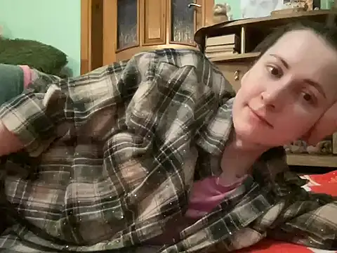 Snapshot of AngelTough20 chatting on June 1, 10:11 pm AngelTough20 online show from June 1, 10:11 pm
