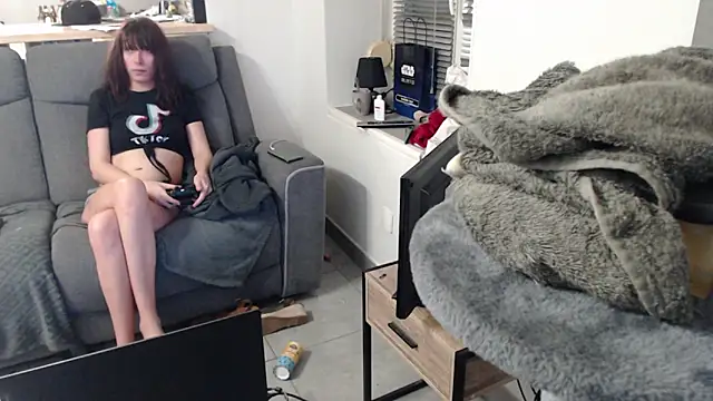 missthon0 online show from December 3, 1:53 pm