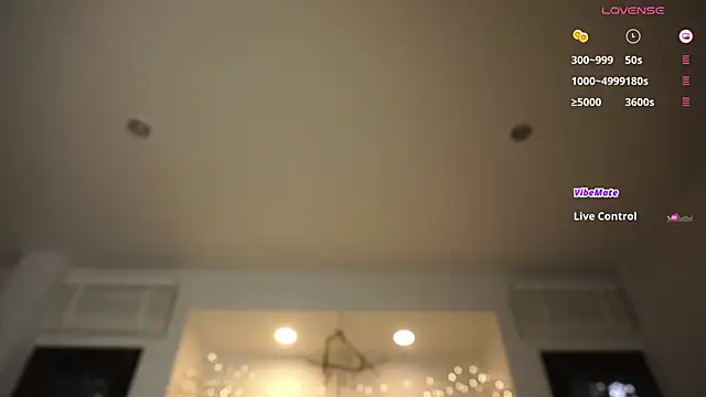 Snapshot of Amylittlestar chatting on May 5, 11:13 pm Amylittlestar online show from May 5, 11:13 pm