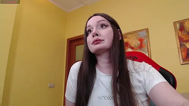 Snapshot of Agness_sweet chatting on March 4, 8:31 am Agness sweet online show from March 4, 8:31 am